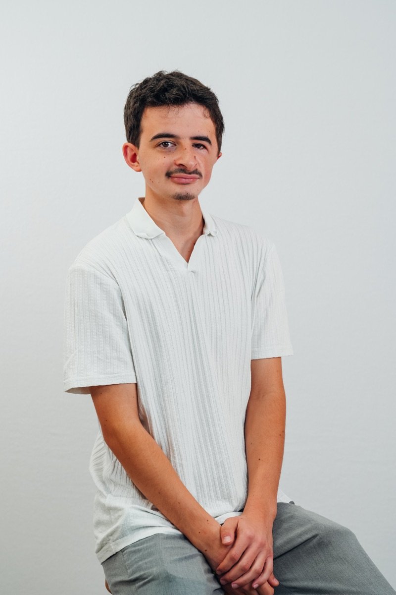 Portrait de Lucas Maudet, expert communication SCOPIOS
